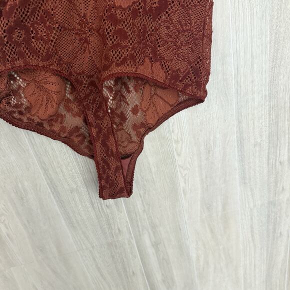 Free People Intimately Lace Bodysuit Womens XS Live It Up Terracota Red V-Neck - Picture 7 of 15